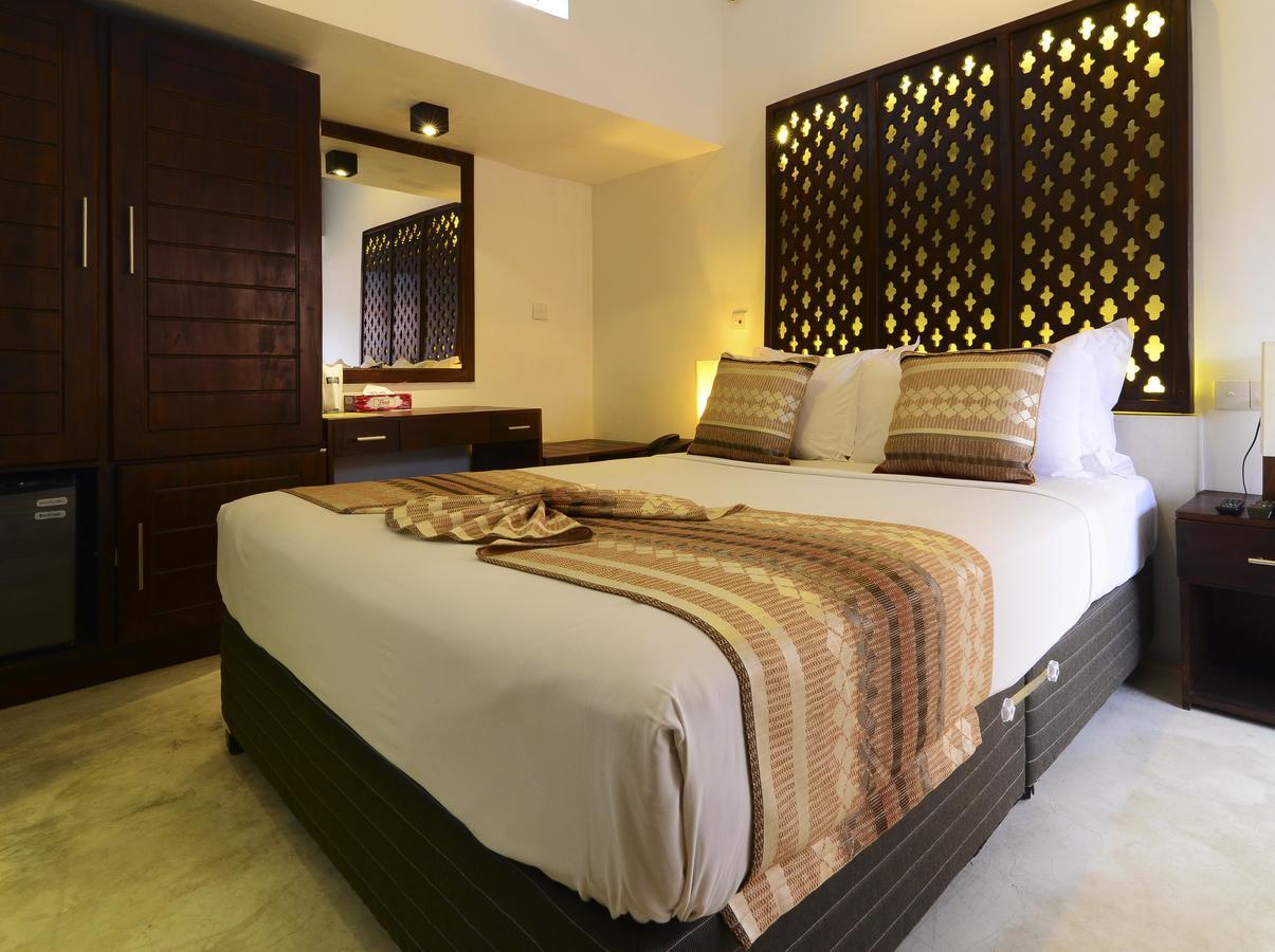 56 By Deco - Galle Fort Exterior photo
