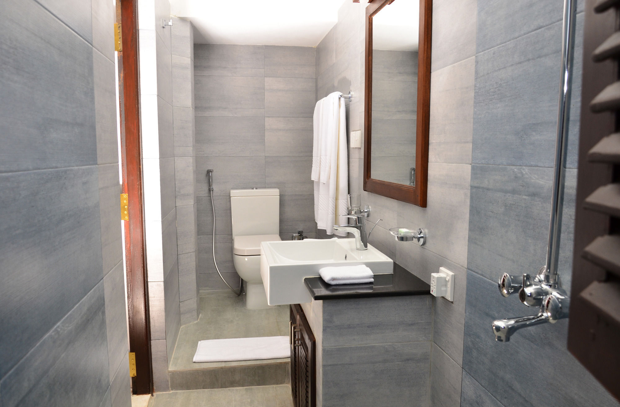 56 By Deco - Galle Fort Exterior photo