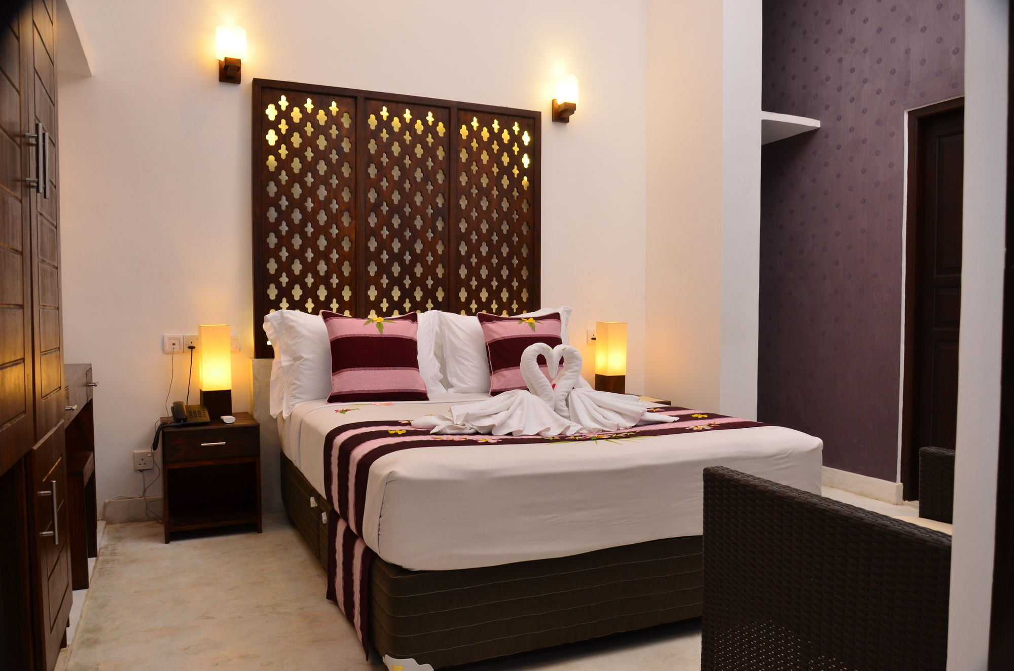 56 By Deco - Galle Fort Exterior photo