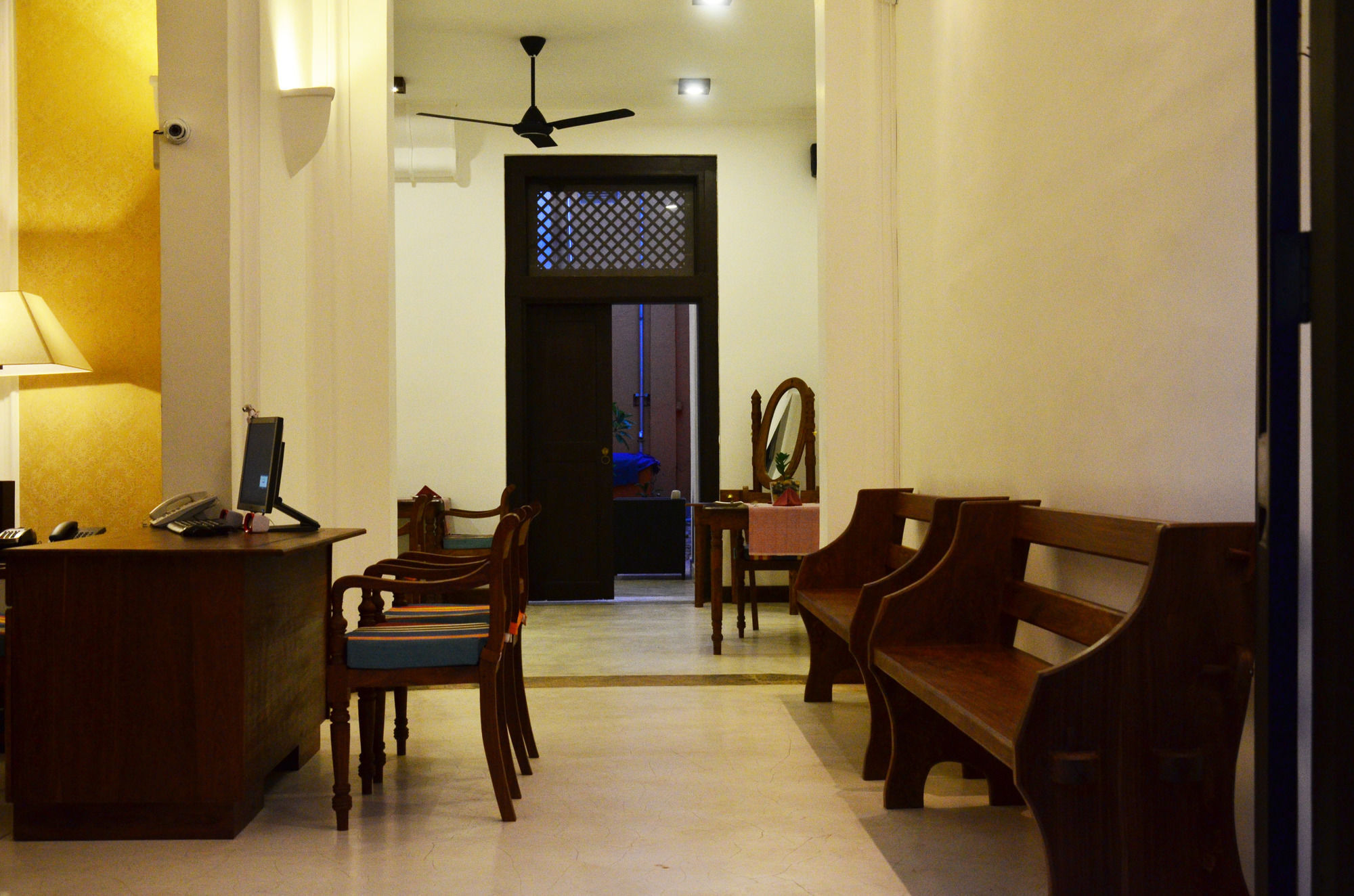 56 By Deco - Galle Fort Exterior photo