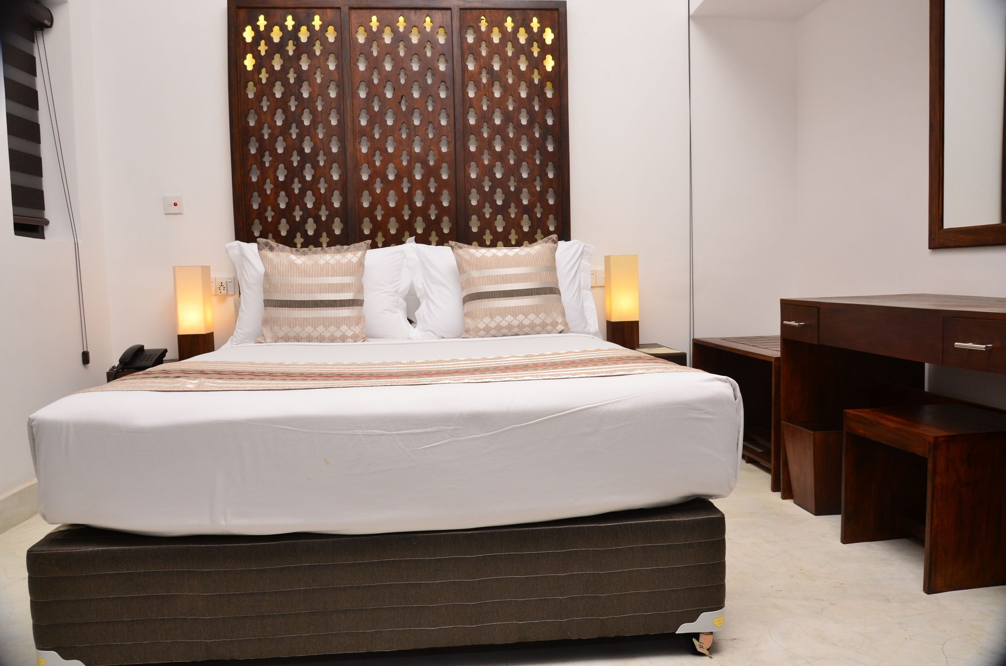 56 By Deco - Galle Fort Exterior photo