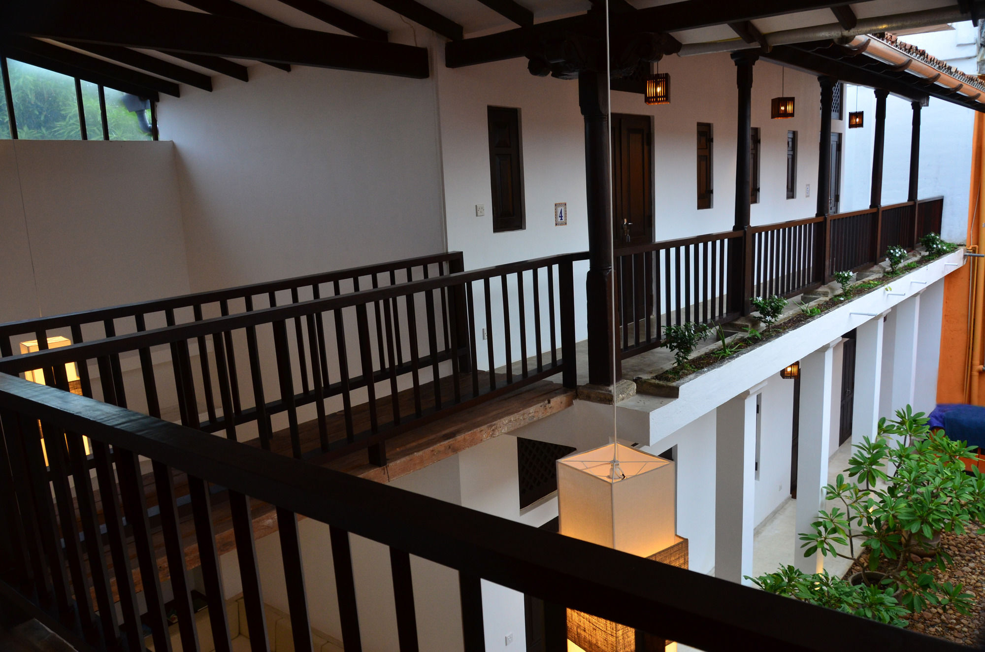 56 By Deco - Galle Fort Exterior photo